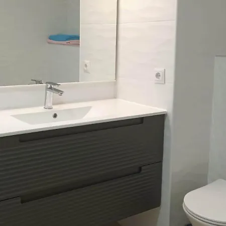 Apartment Charming In With Shared Pool