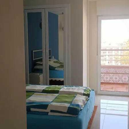 Charming In With Shared Pool Appartamento Torremolinos